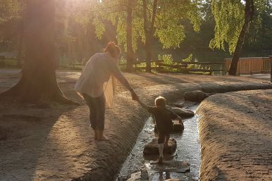 Spielplatz an den Fischteichen - Violeta Petrov